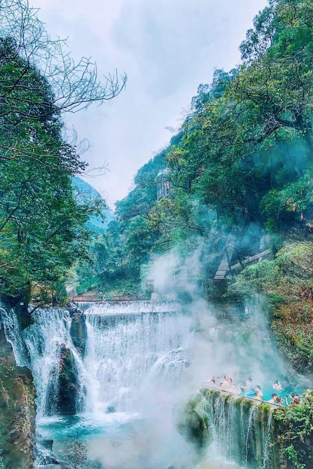 篮球运动员营救